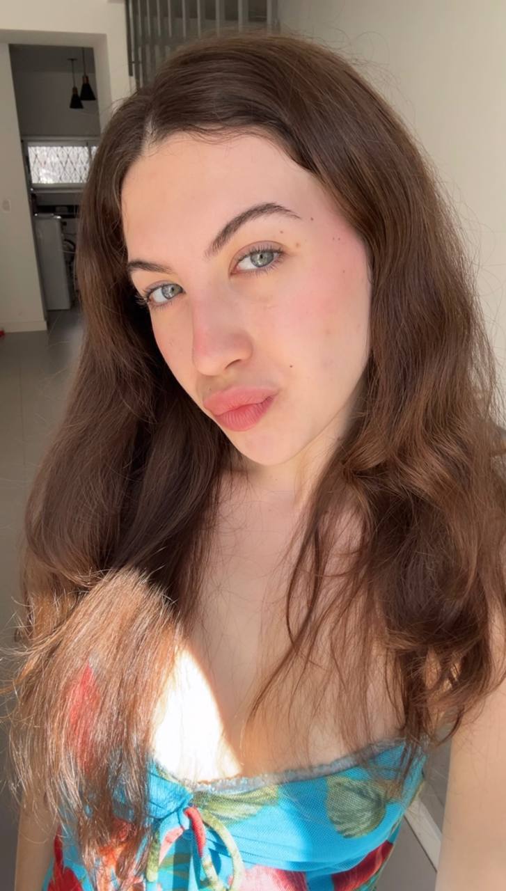 Nude girl Amber in Santa Cruz de la Sierra